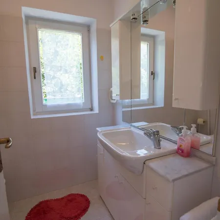 Garina 2 Apartment Veli Losinj